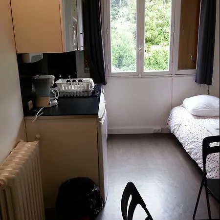 Phenicio Porte De Versailles 2*