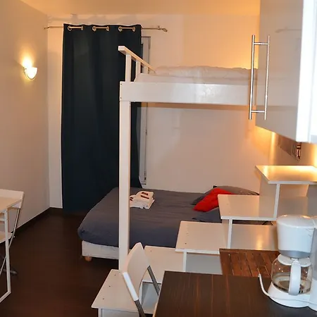 Phenicio Porte De Versailles Aparthotel 2*